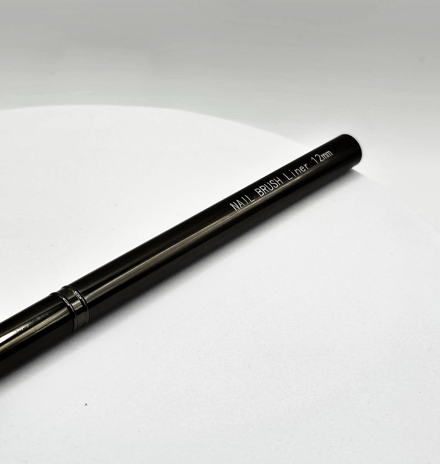 Ohut Liner sivellin
